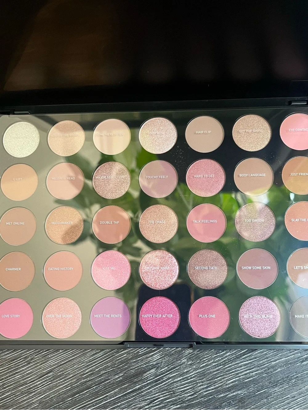 MORPHE 35XO Natural Flirt Eyeshadow Pallete